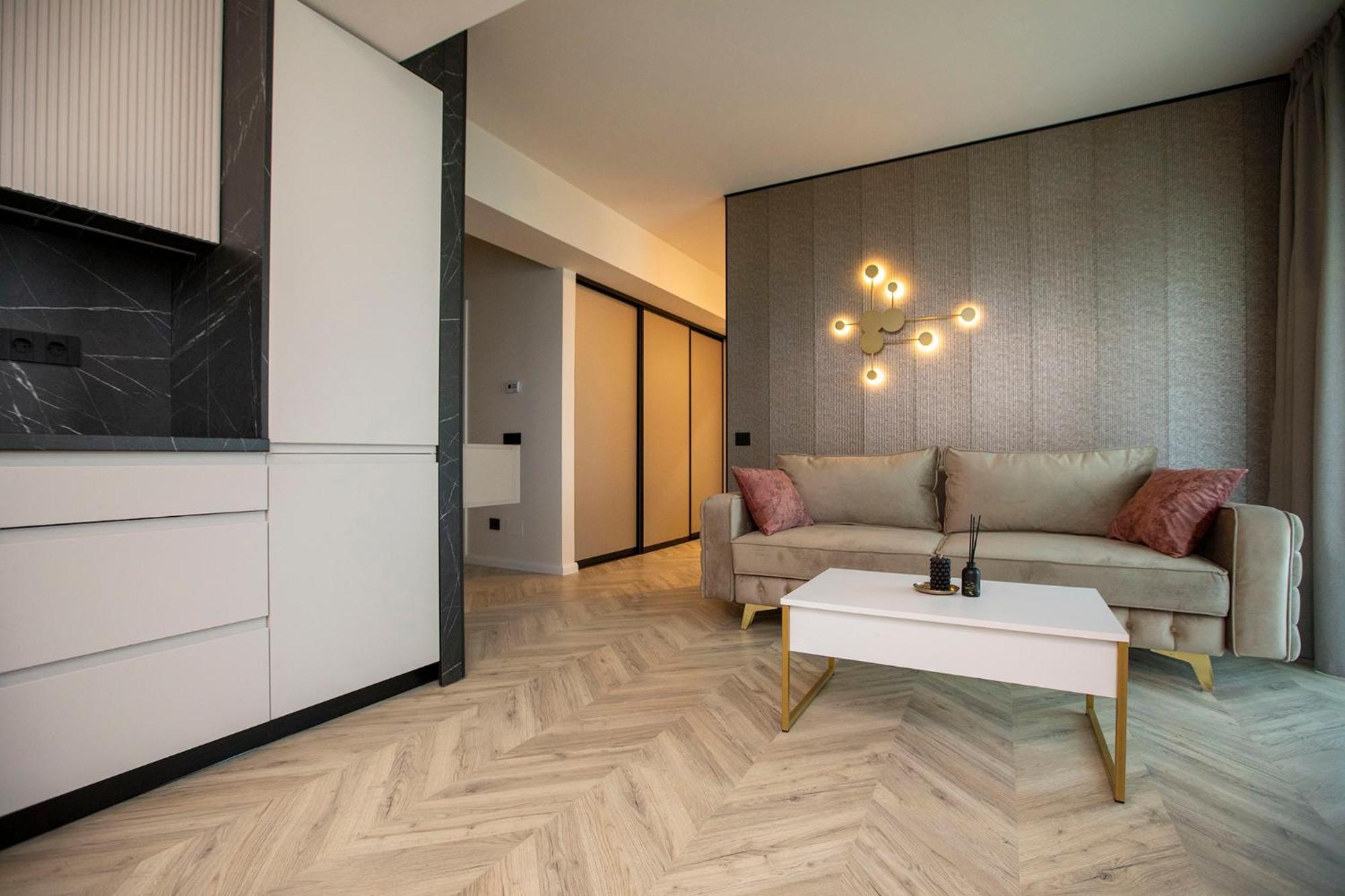 Boudoir 139 Apartments City Tower -18Th Floor Cluj-Napoca Esterno foto